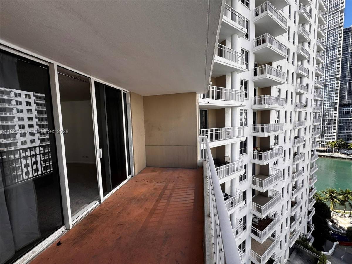 Condo for rent at 701 Brickell Key Blvd #1208, Miami, FL 33131