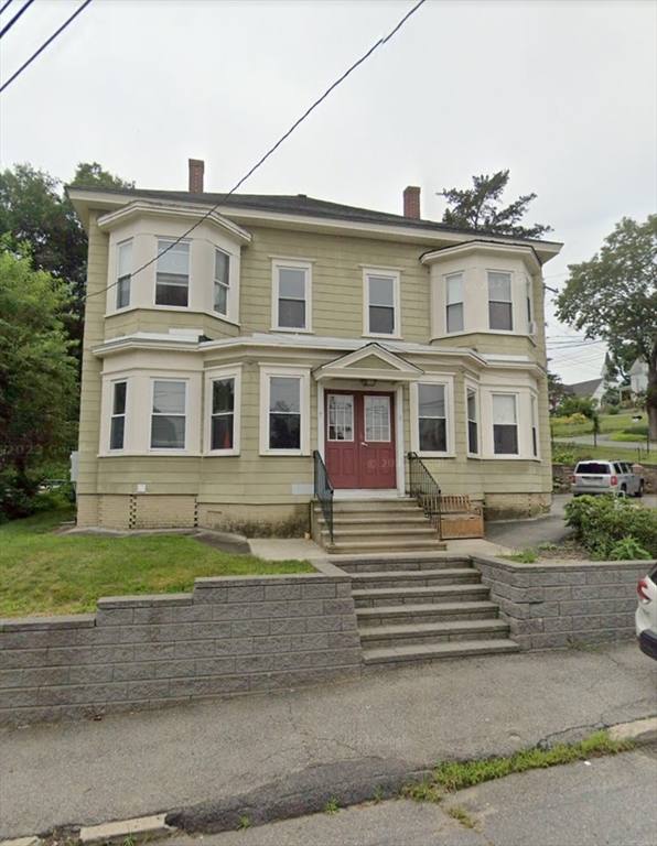 Apartment for rent at 7 Spruce St #7-2, Clinton, MA 01510