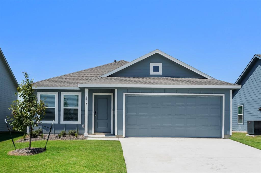 Apartment for rent at 2712 Mistwood Dr, Fort Worth, TX 76108