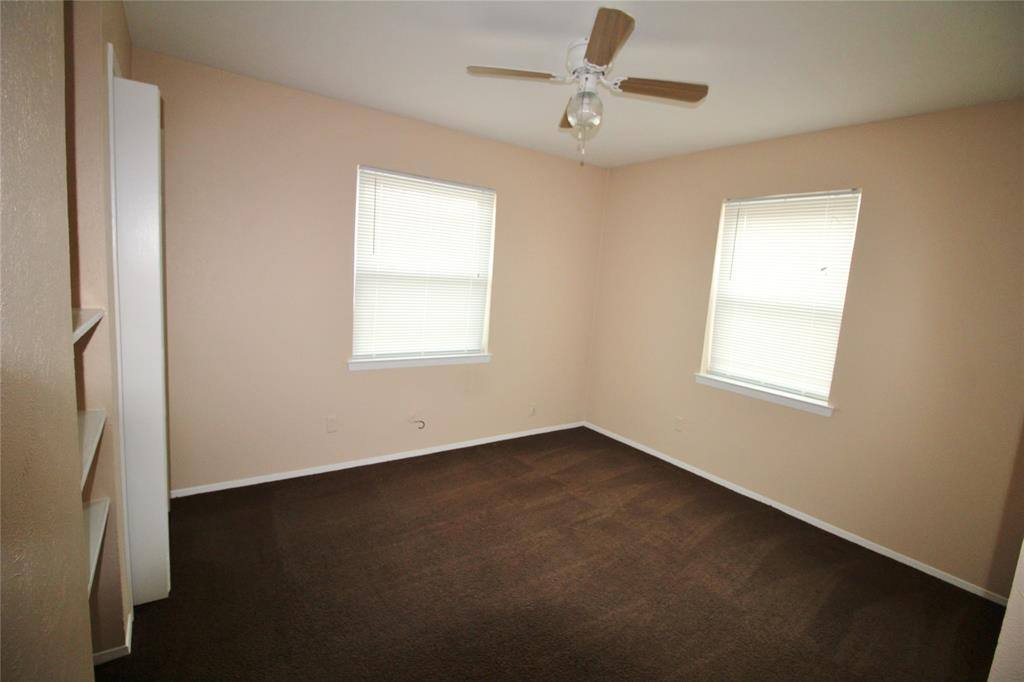 Apartment for rent at 1019 S Alexander Ave, Duncanville, TX 75137