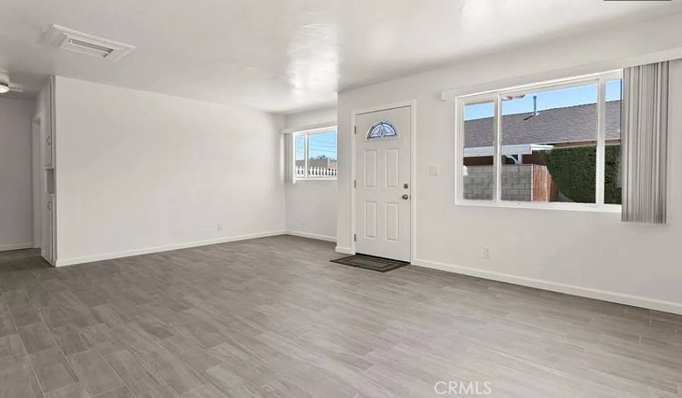 Apartment for rent at 45122 Date, Lancaster, CA 93534
