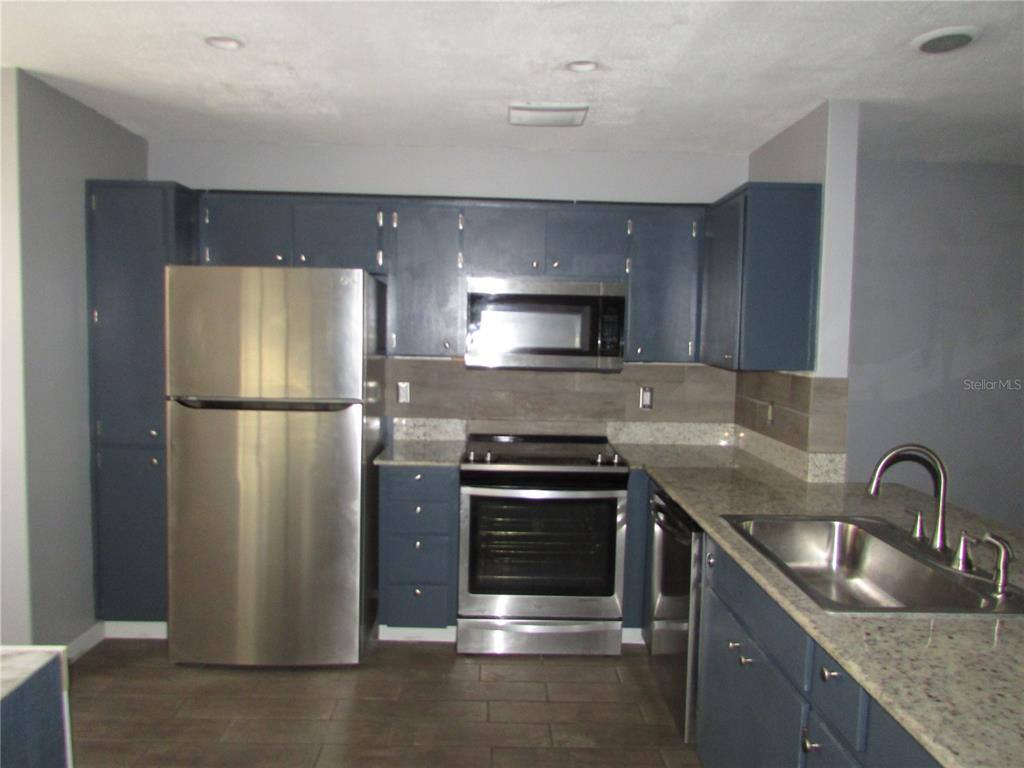 Townhouse for rent at 12715 Raeburn Way, Tampa, FL 33624