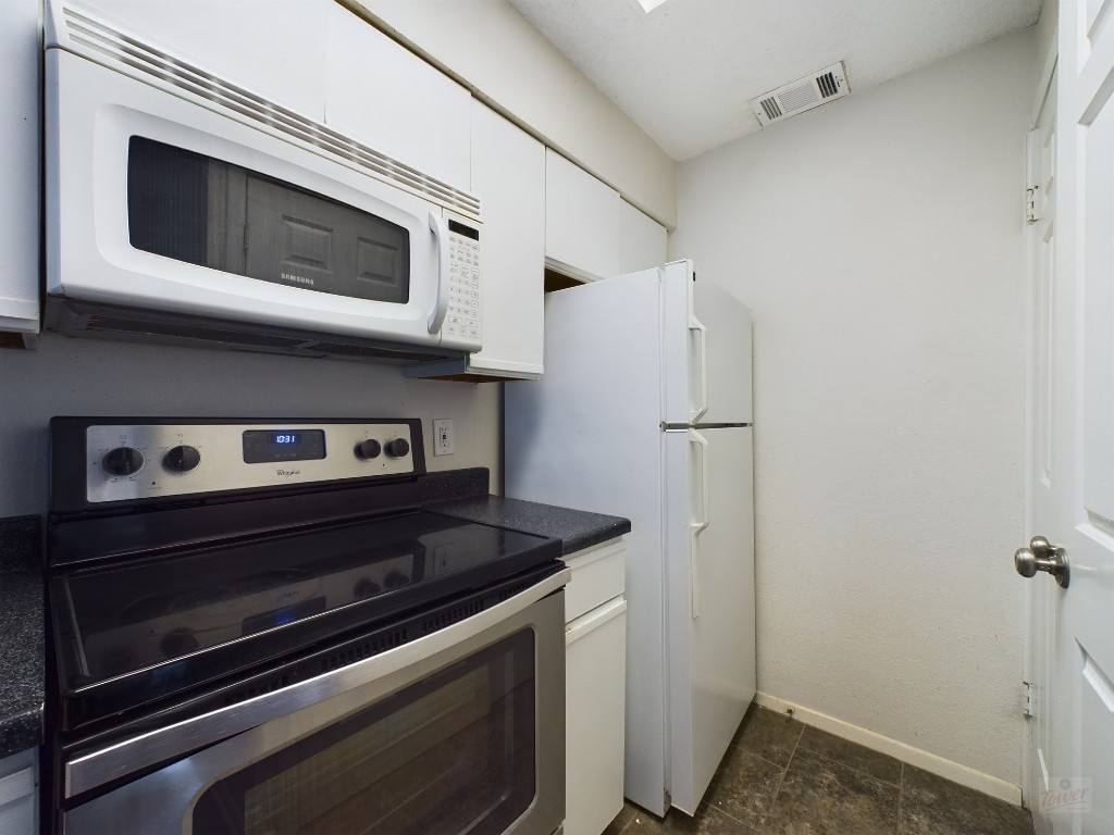 Apartment for rent at 807 W 25th St #304, Austin, TX 78705