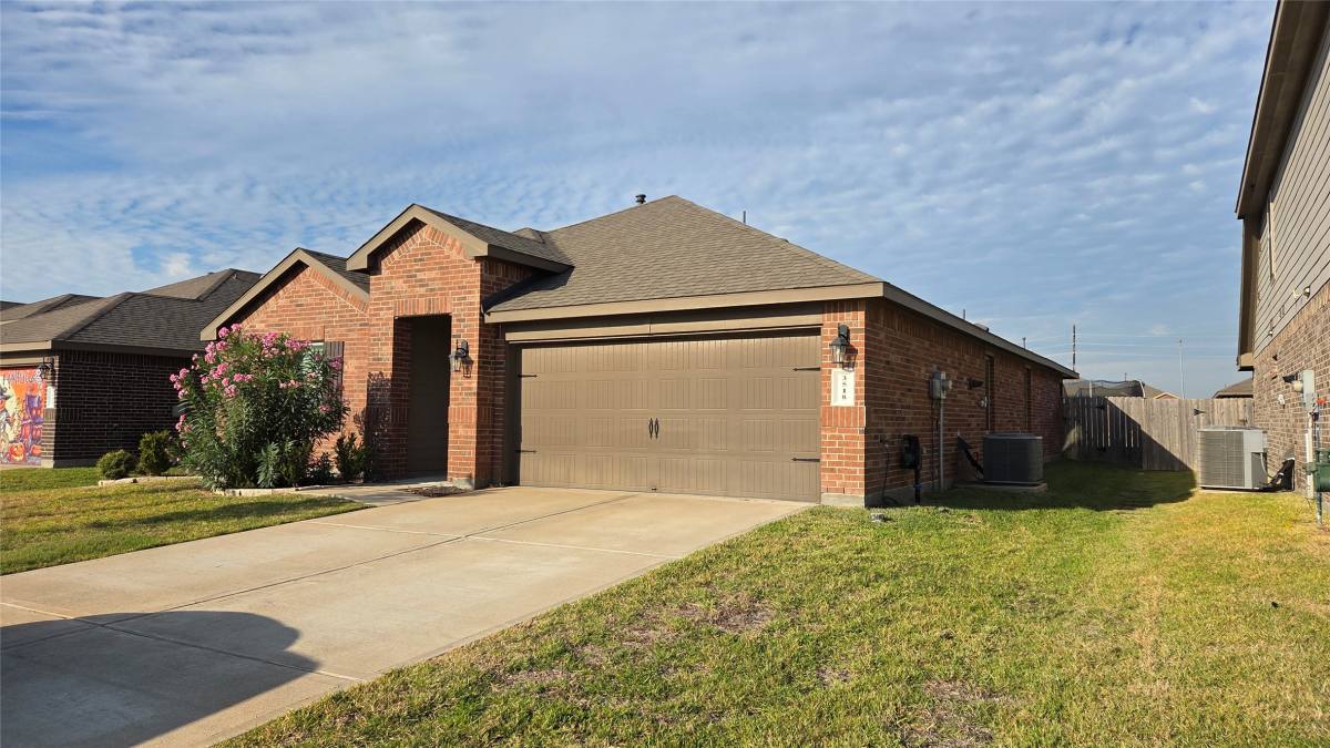 Apartment for rent at 3518 Windham Way, Katy, TX 77494