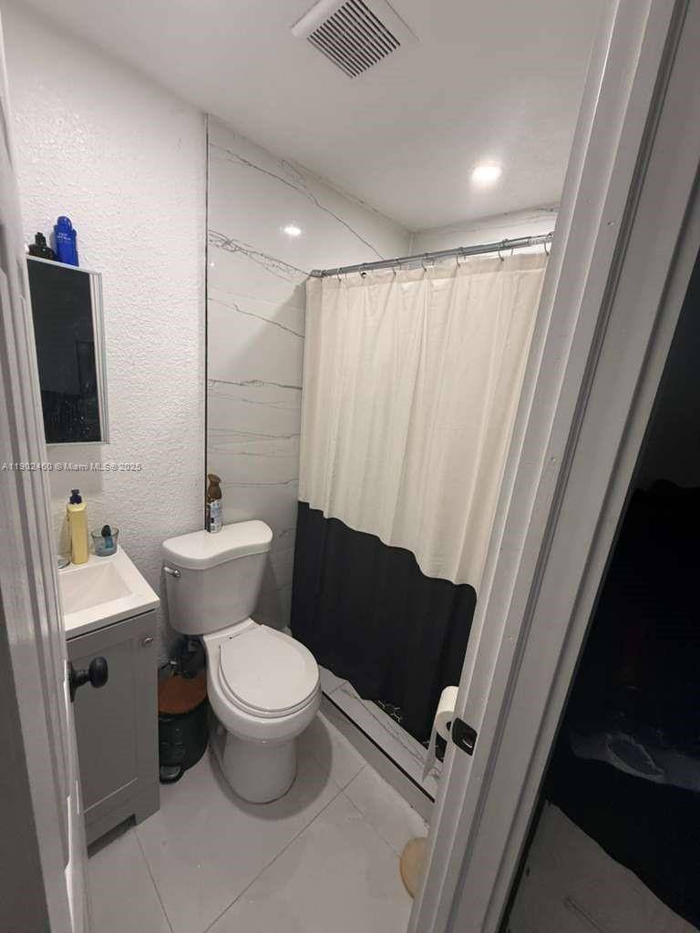 Apartment for rent at 511 NW 133rd St #511-4, Miami, FL 33168
