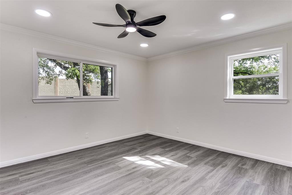 Apartment for rent at 258 Somerset Terrace #258, Bedford, TX 76022