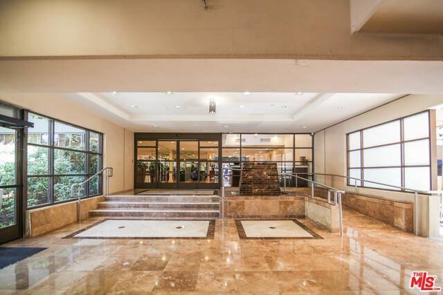 Condo for rent at 600 W 9th St #1011, Los Angeles, CA 90015
