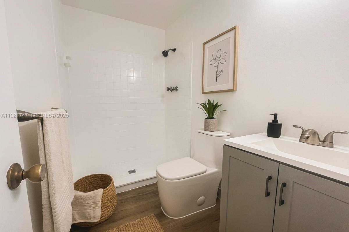 Apartment for rent at 11227 SW 88th St #11227205D, Miami, FL 33176