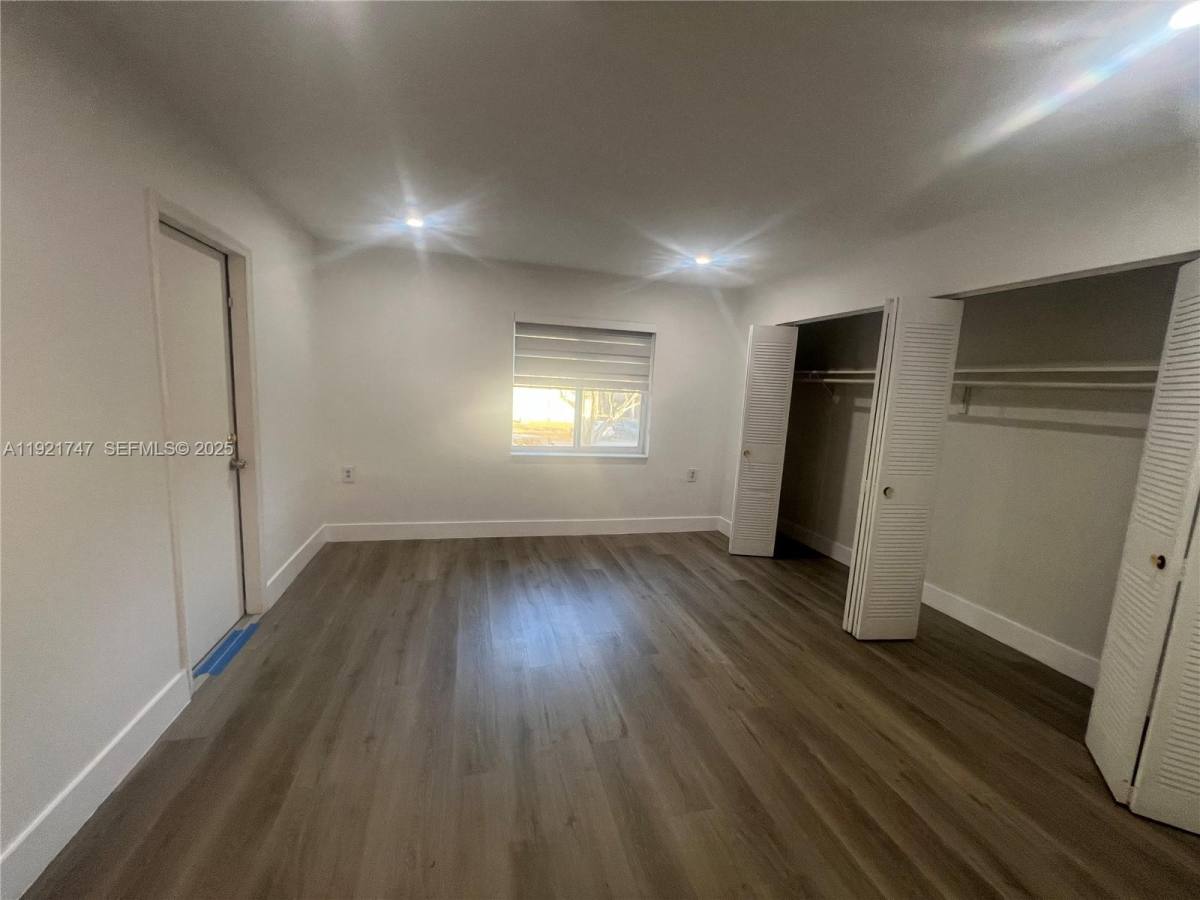 Apartment for rent at 11227 SW 88th St #11227205D, Miami, FL 33176