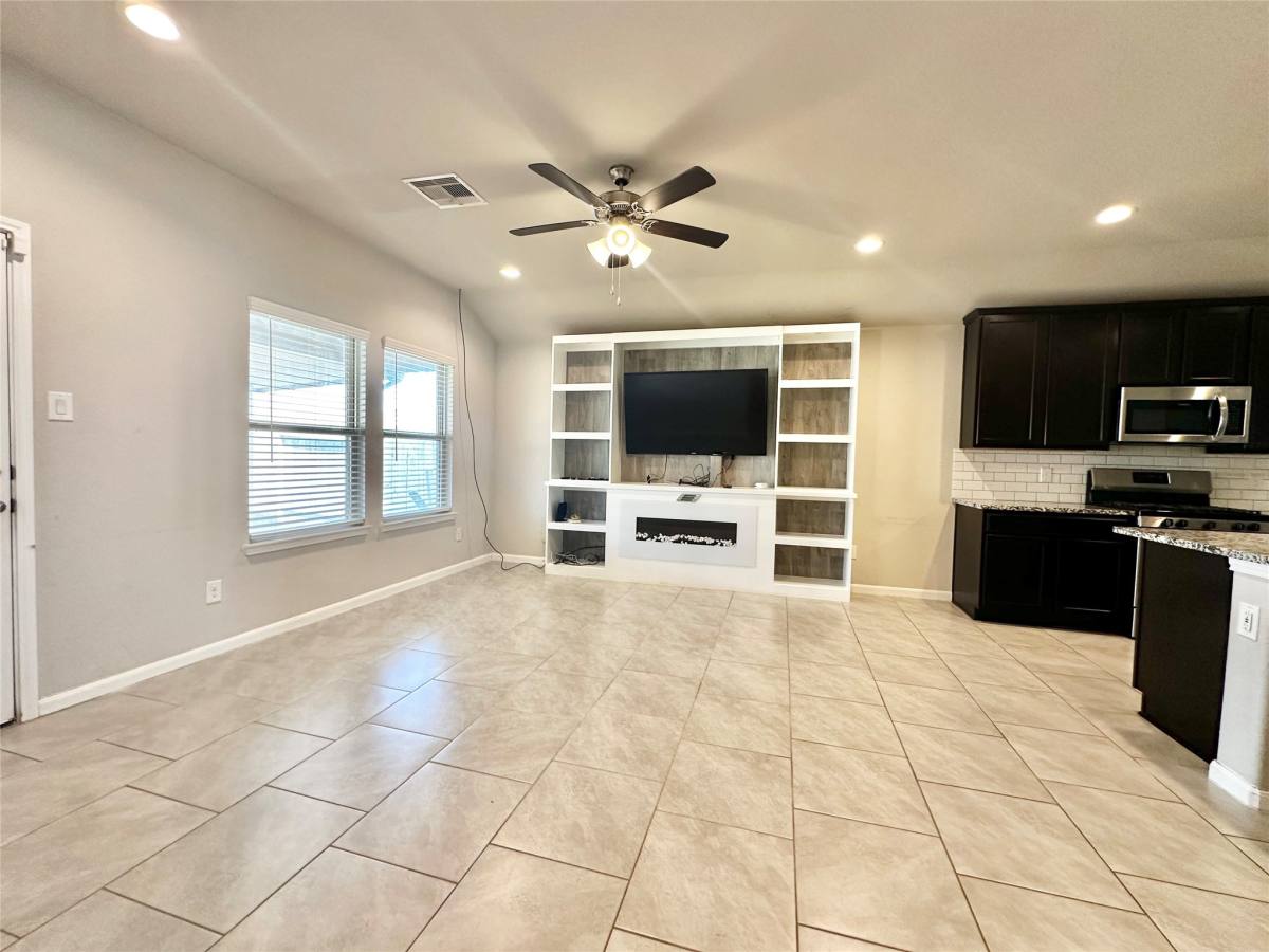 Apartment for rent at 18330 Arcola Bay Lane, Richmond, TX 77407