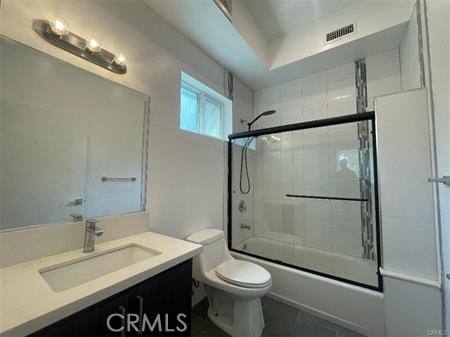 Apartment for rent at 6445 Woodley Ave #101, Van Nuys, CA 91406
