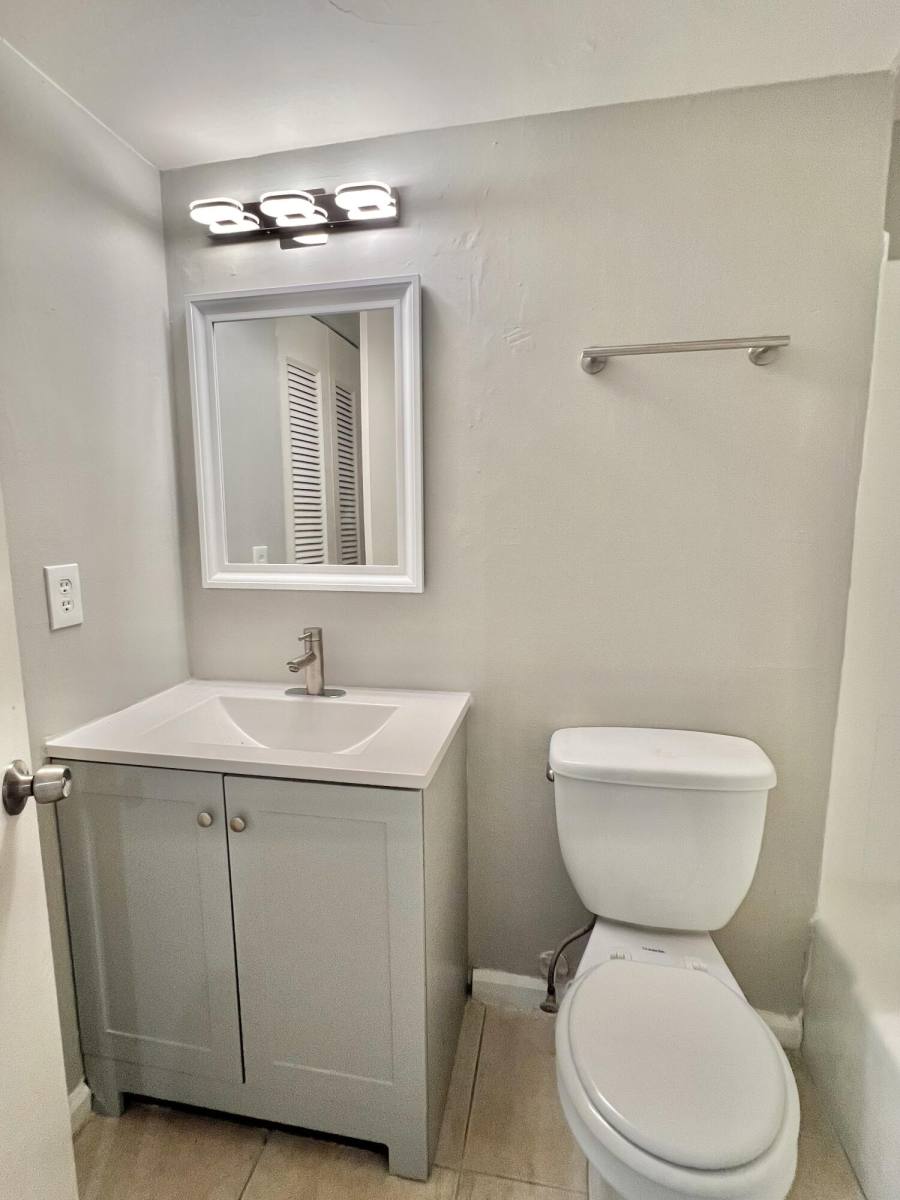 Condo for rent at 1500 N Congress Ave #1500A202, West Palm Beach, FL 33401