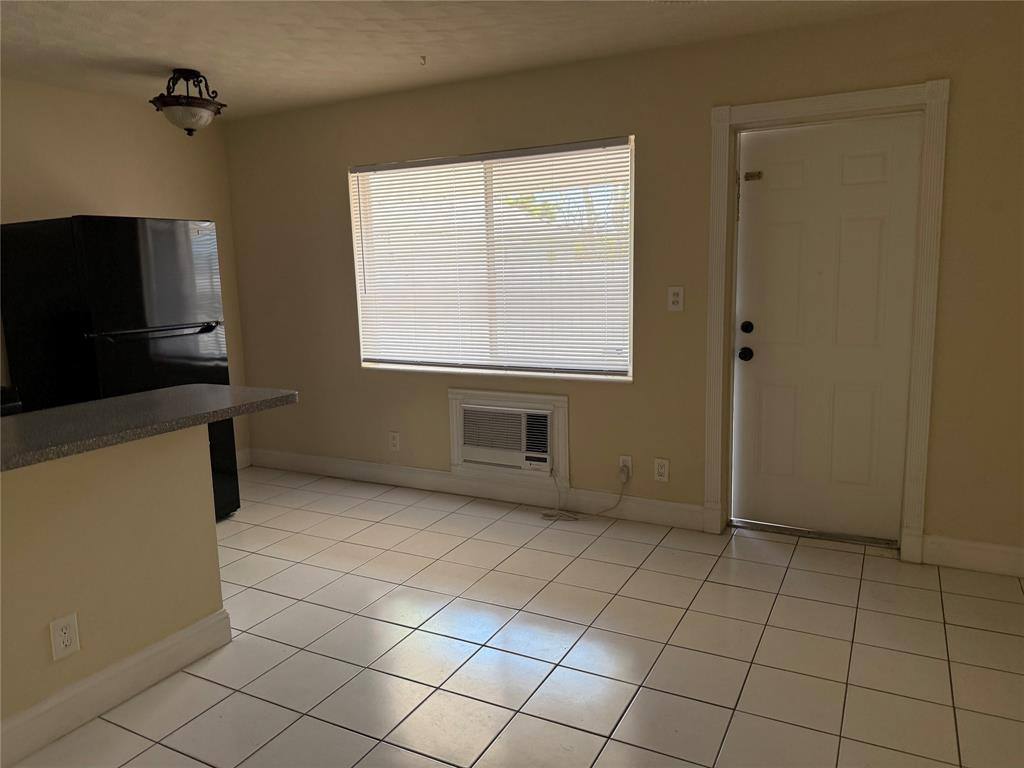Apartment for rent at 1219 NE 14th Ave #4, Fort Lauderdale, FL 33304