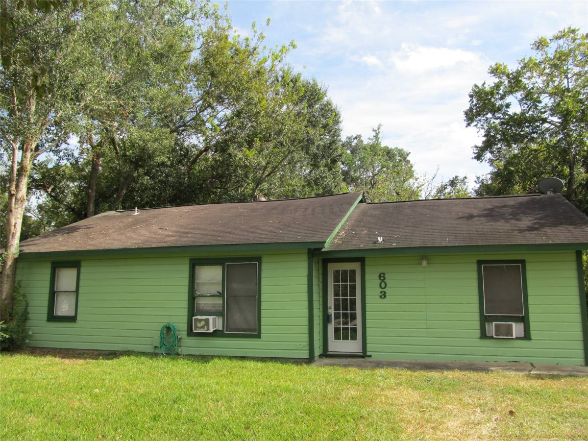 Apartment for rent at 603 Coryell St #603, League City, TX 77573