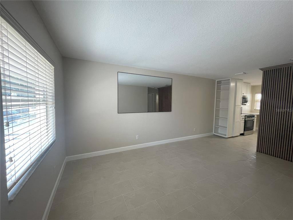 Apartment for rent at 1757 Hillview St #5, Sarasota, FL 34239