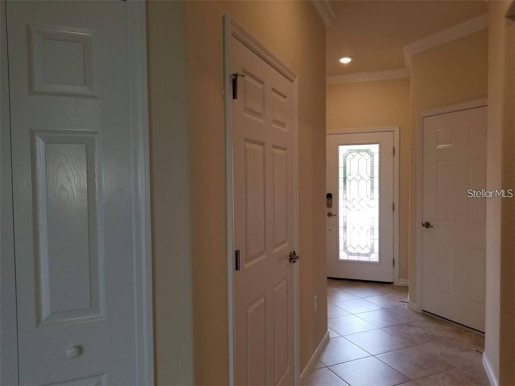 Townhouse for rent at 20430 Lagente Circle, Venice, FL 34293