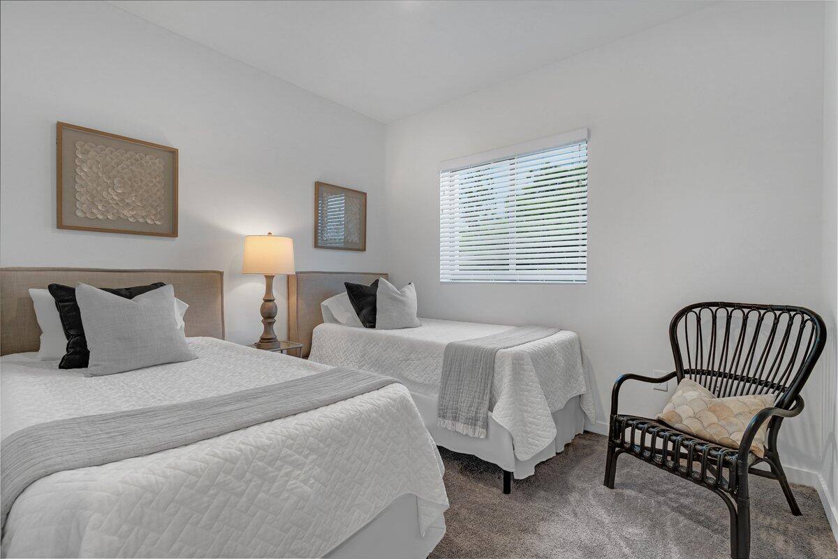 Apartment for rent at 4250 Lakewood Rd #101, Lake Worth, FL 33461