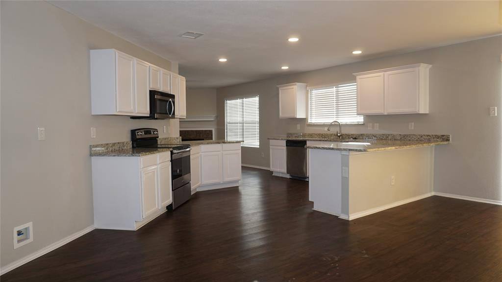 Apartment for rent at 9601 Polk Ave, Fort Worth, TX 76177