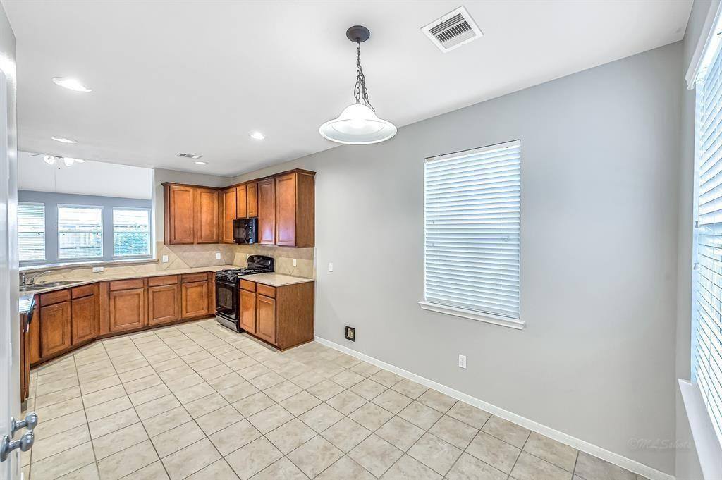 Apartment for rent at 6430 Wilshire Fern, Houston, TX 77040
