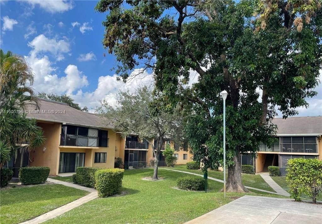 Apartment for rent at 5855 Washington St #97, Hollywood, FL 33023