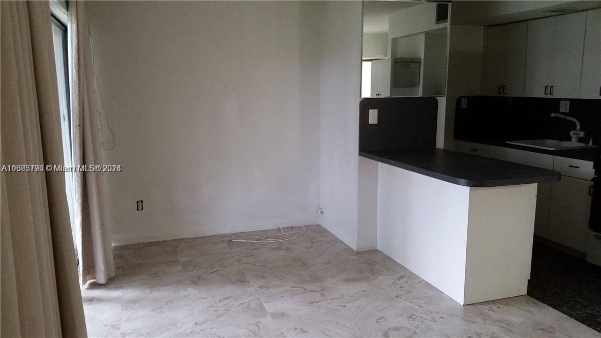 Apartment for rent at 5855 Washington St #97, Hollywood, FL 33023