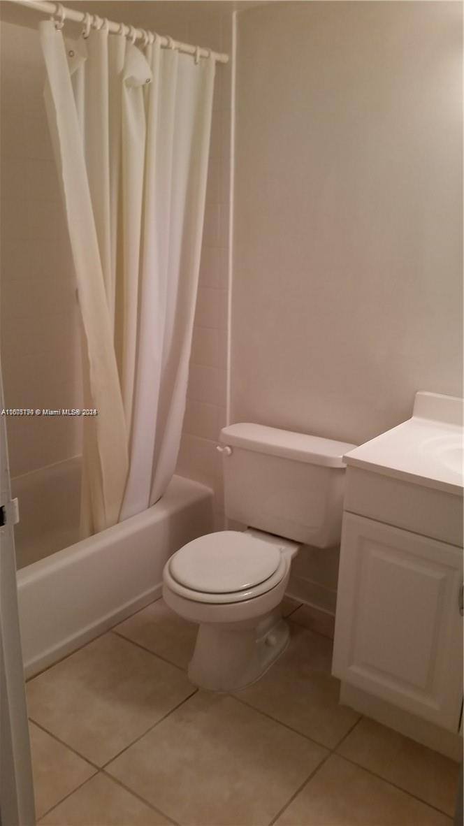 Apartment for rent at 5855 Washington St #97, Hollywood, FL 33023