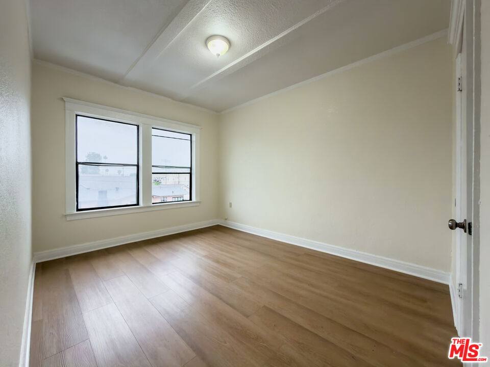 Apartment for rent at 4367 S Van Ness Ave #4, Los Angeles, CA 90062