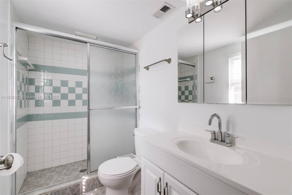 Condo for rent at 4020 Crystal Lake Dr #209, Pompano Beach, FL 33064