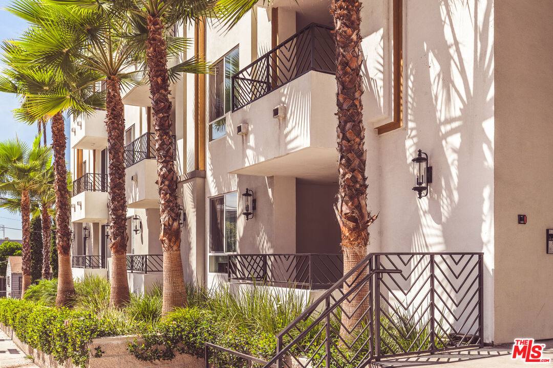 Apartment for rent at 1759 N Gower St #303, Los Angeles, CA 90028