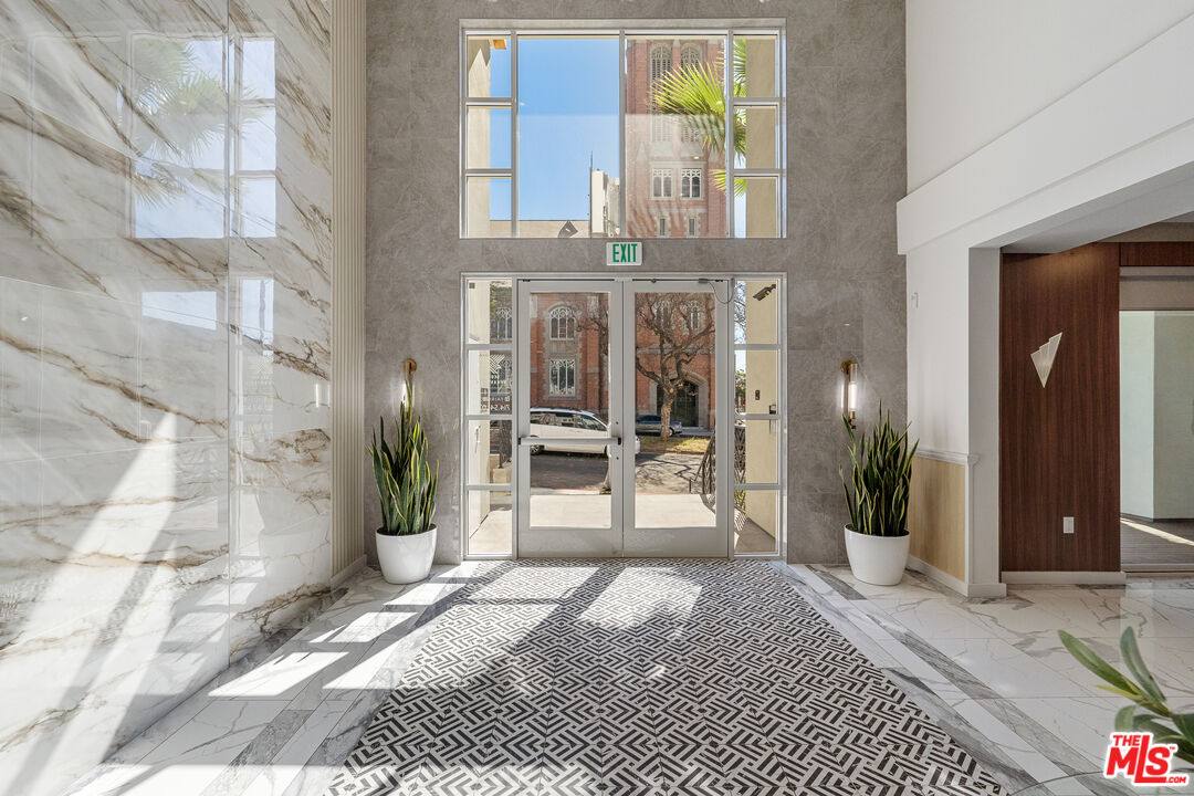 Apartment for rent at 1759 N Gower St #303, Los Angeles, CA 90028