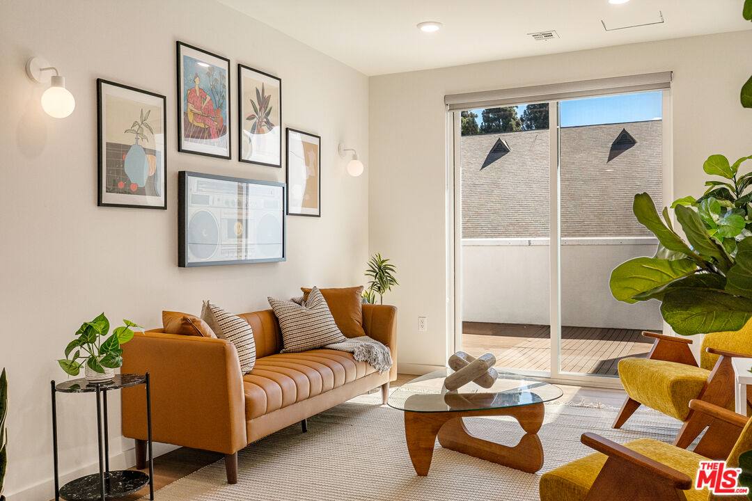 Apartment for rent at 1759 N Gower St #303, Los Angeles, CA 90028