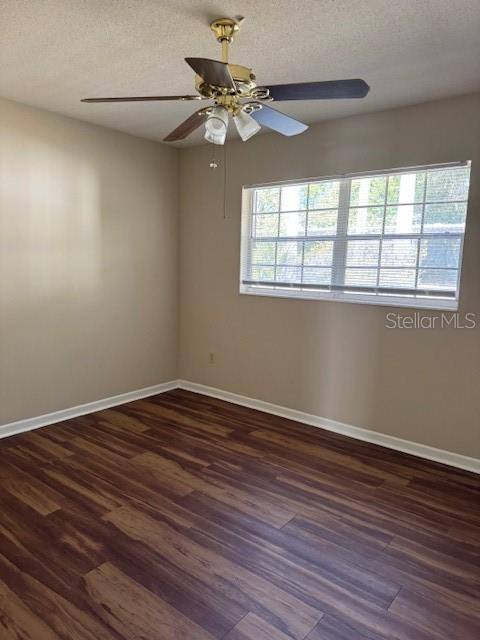 Apartment for rent at 225 E 3rd Ave #225, Mount Dora, FL 32757