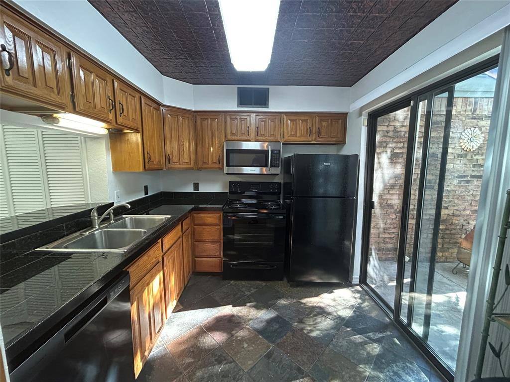Condo for rent at 6509 Hickock Dr #65092C, Fort Worth, TX 76116