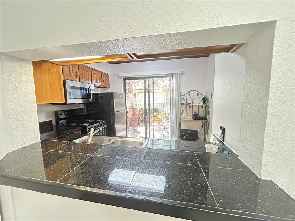 Condo for rent at 6509 Hickock Dr #65092C, Fort Worth, TX 76116