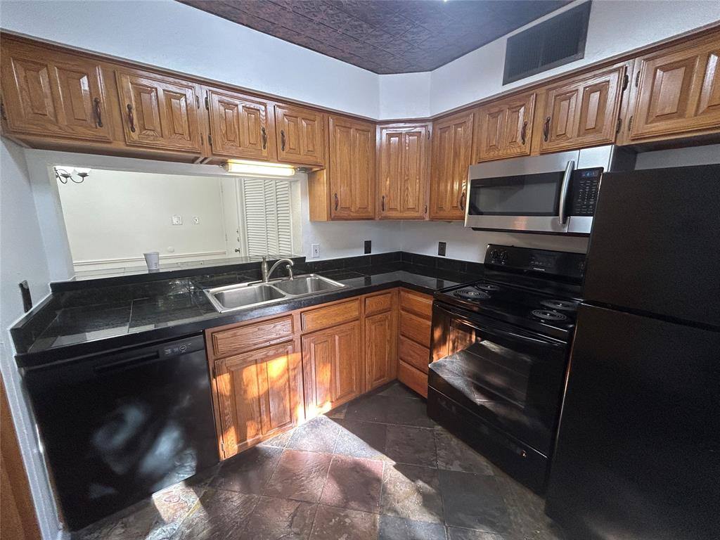 Condo for rent at 6509 Hickock Dr #65092C, Fort Worth, TX 76116