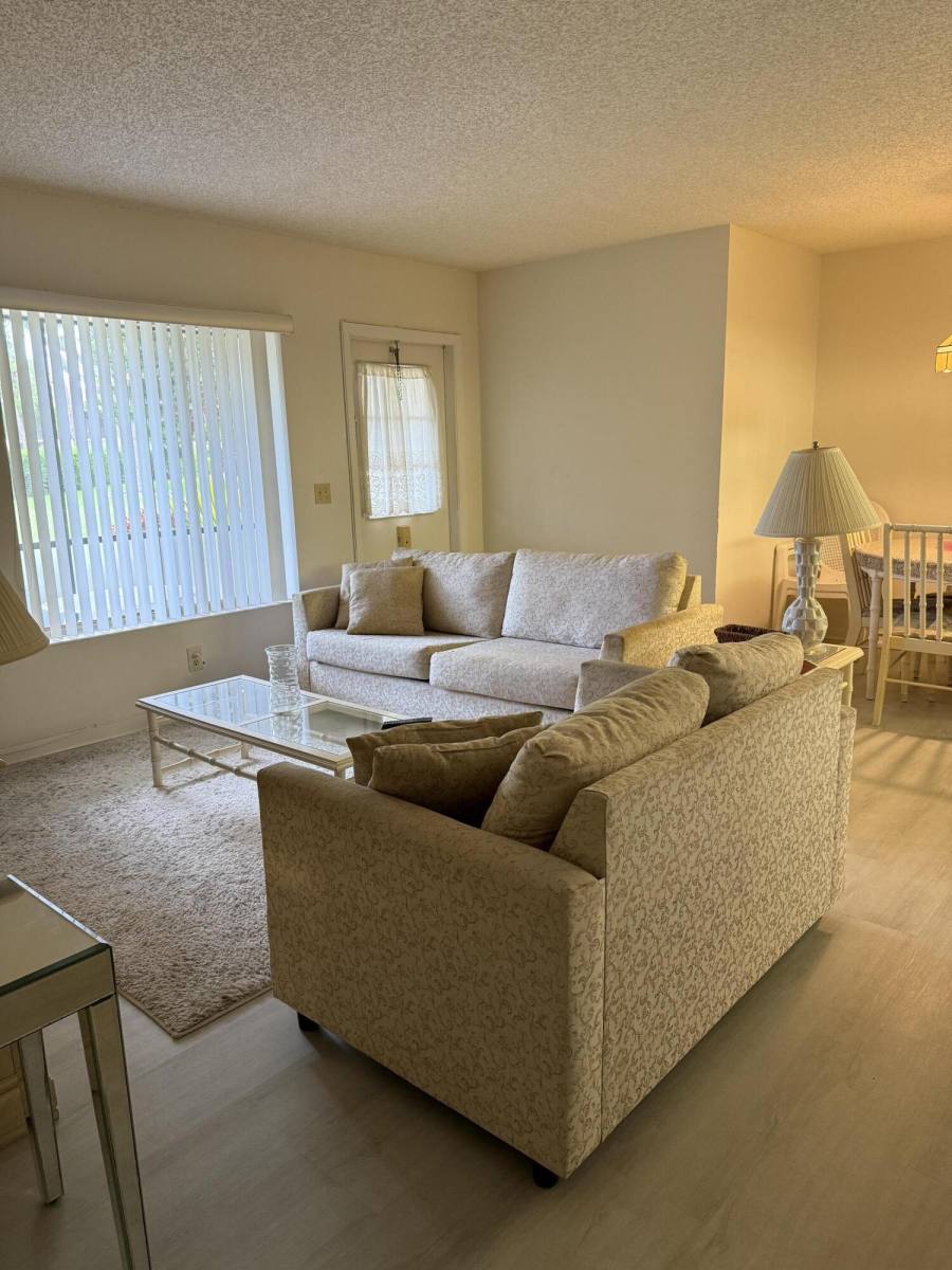 Apartment for rent at 133 Lake Pine Circle #133B1, Lake Worth, FL 33463