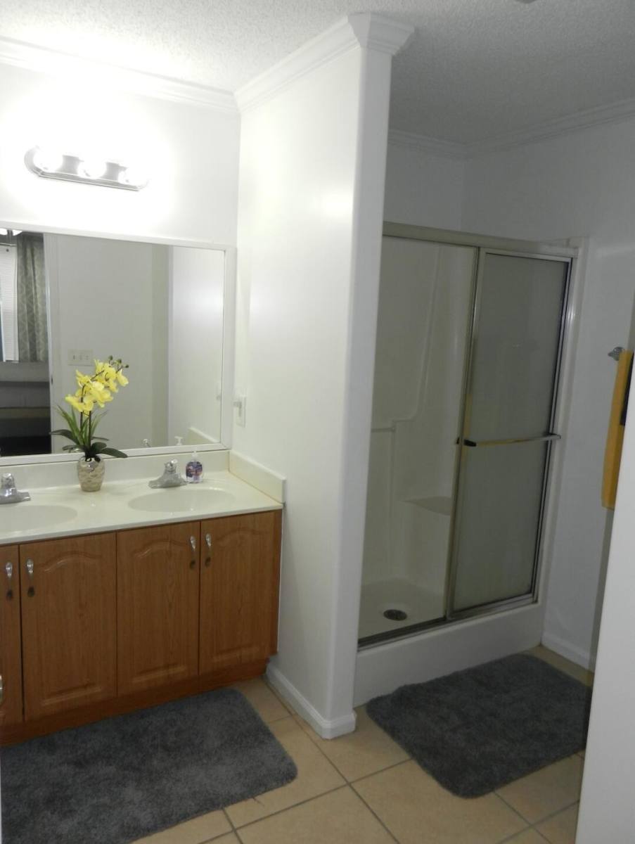 Apartment for rent at 1401 W 9th St, West Palm Beach, FL 33404