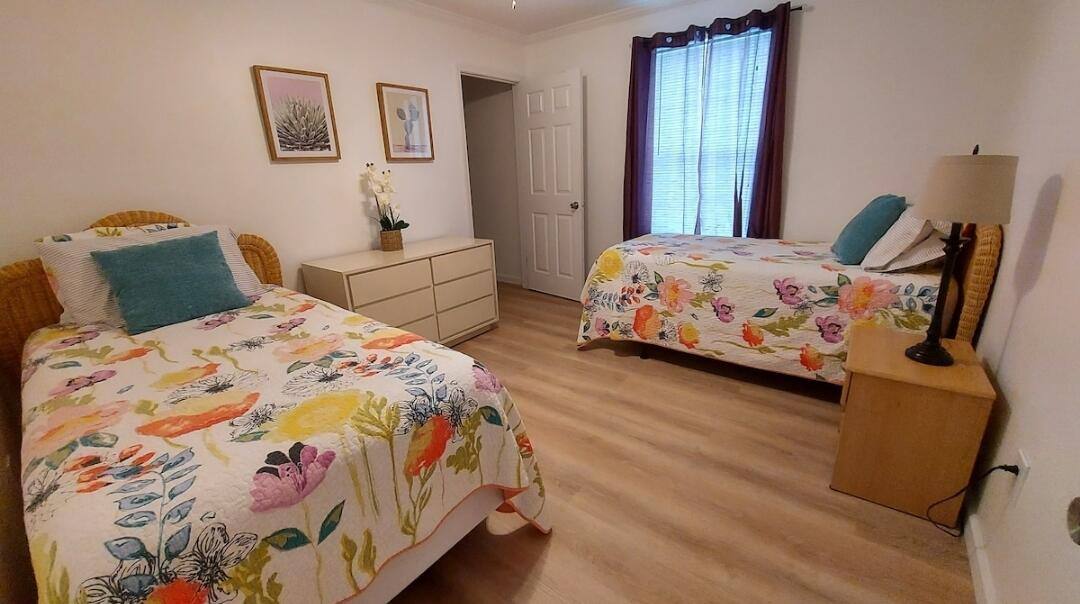 Apartment for rent at 1401 W 9th St, West Palm Beach, FL 33404