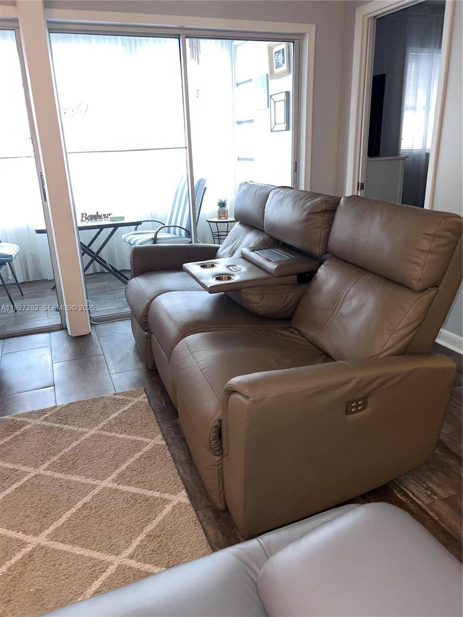 Condo for rent at 4740 NW 21st St #47404P, Fort Lauderdale, FL 33313
