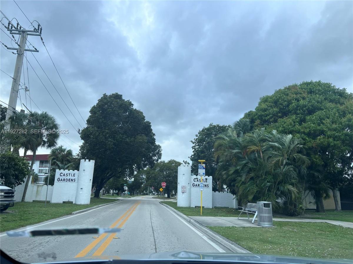 Condo for rent at 4740 NW 21st St #47404P, Fort Lauderdale, FL 33313