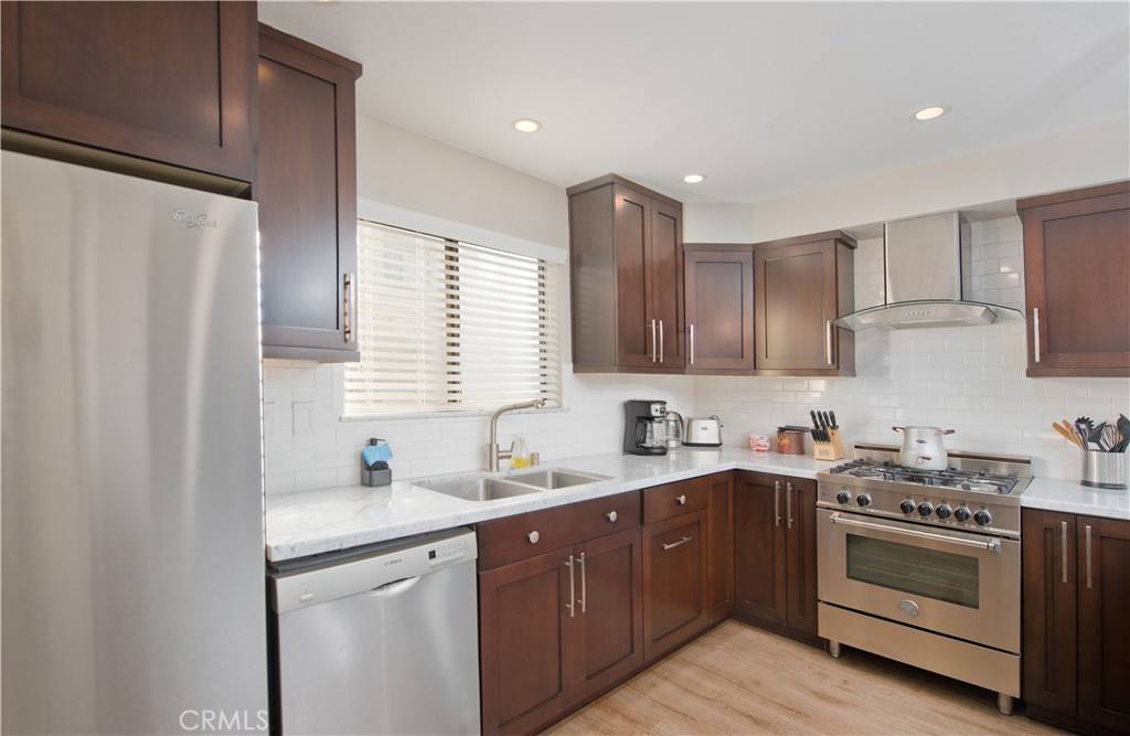 Townhouse for rent at 21820 Marylee St #224, Woodland Hills, CA 91367