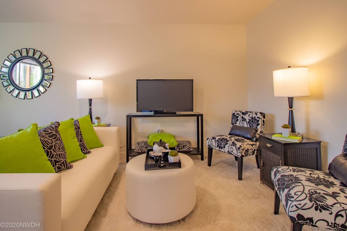 Apartment for rent at 910 Westsprings Dr, Eugene, OR 97404