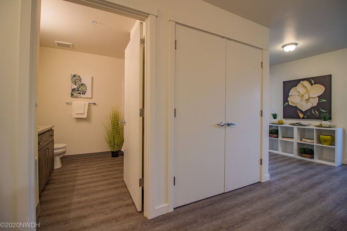 Apartment for rent at 910 Westsprings Dr, Eugene, OR 97404
