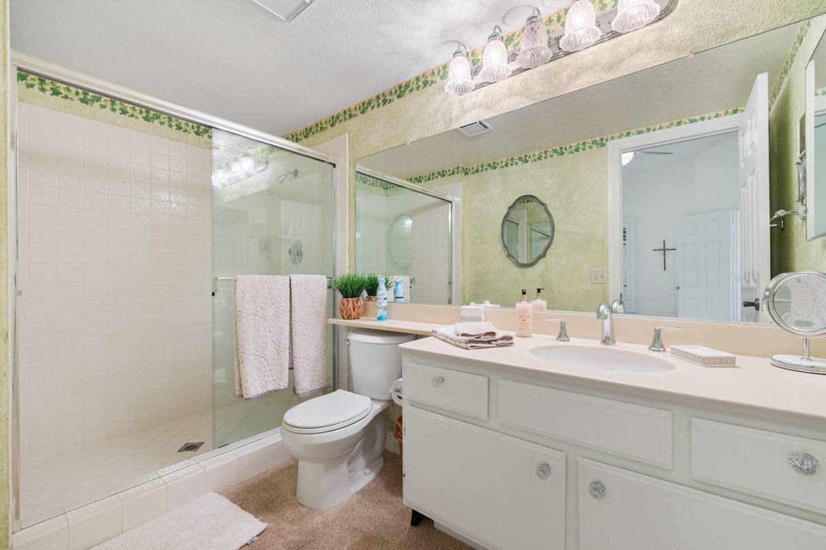 Apartment for rent at 41484 Woodhaven Dr W, Palm Desert, CA 92211