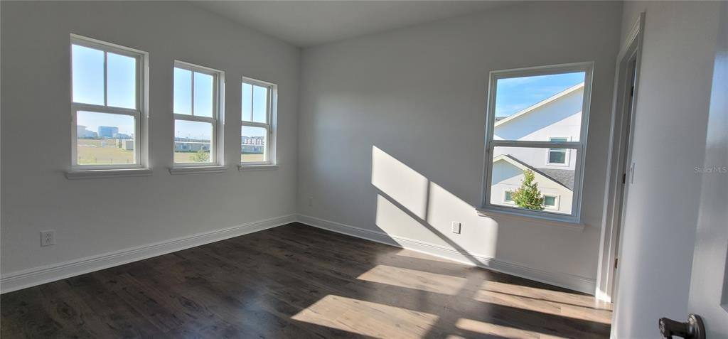 Townhouse for rent at 14253 Kellogg Ave, Orlando, FL 32827