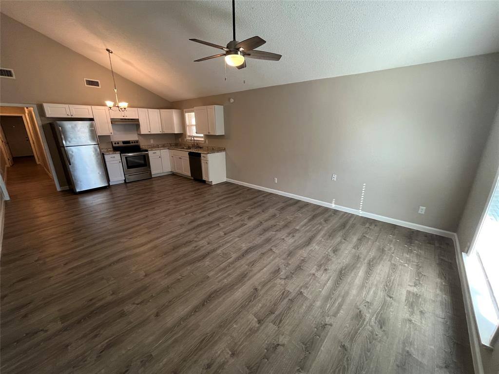 Apartment for rent at 5827 Columbia Ave, Dallas, TX 75214
