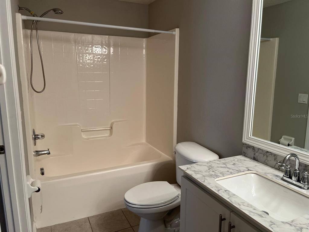 Apartment for rent at 6021 Portsdale Place #101, Riverview, FL 33578