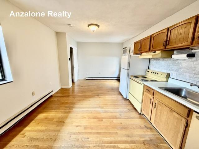 Apartment for rent at 59 Salem St #3F, Boston, MA 02113