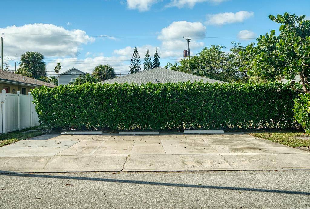 Apartment for rent at 915 S N St #915, Lake Worth Beach, FL 33460
