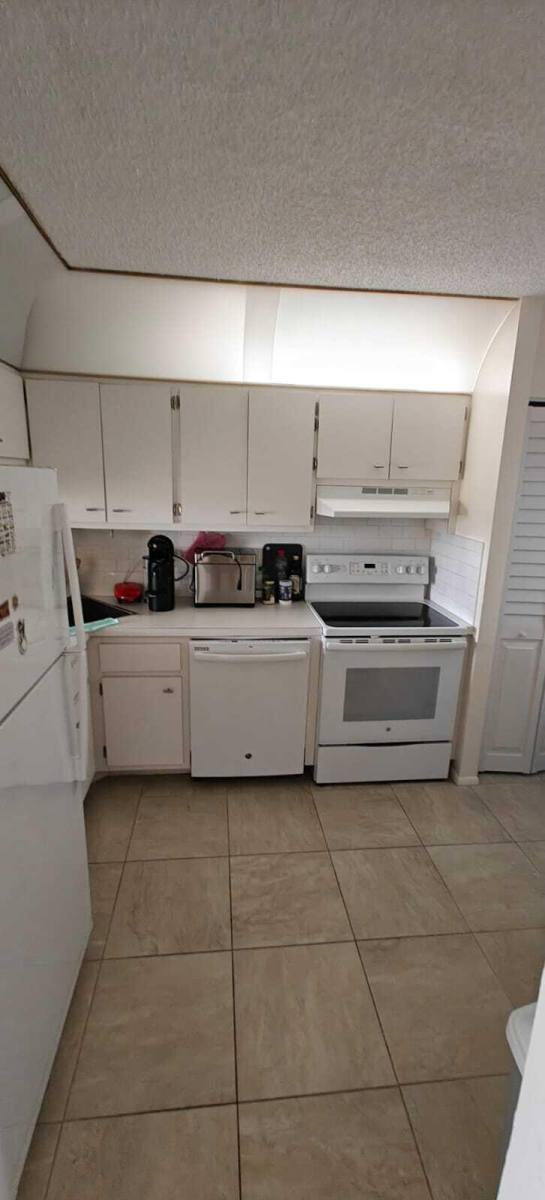 Condo for rent at 4501 NE 21st Ave #406, Fort Lauderdale, FL 33308